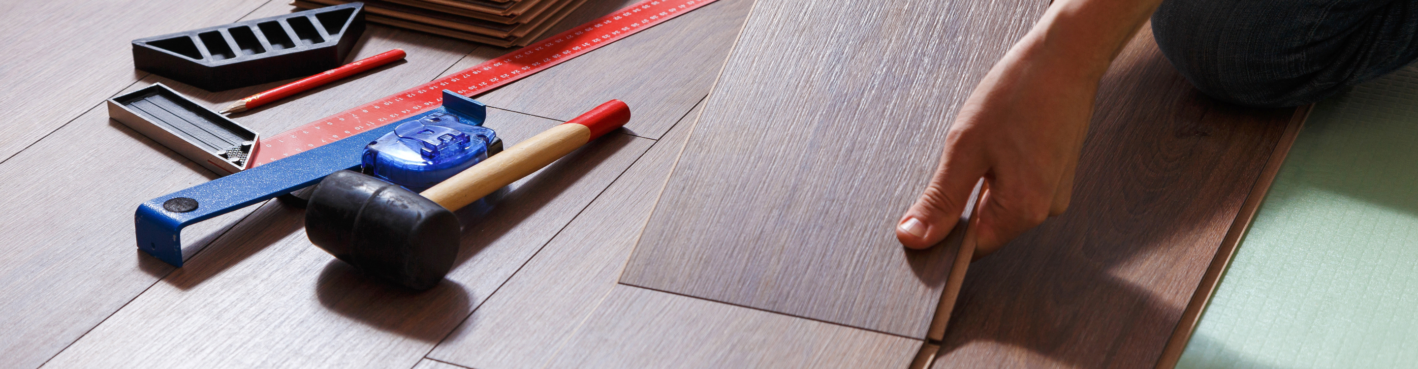 Installation flooring with tools and measurements 